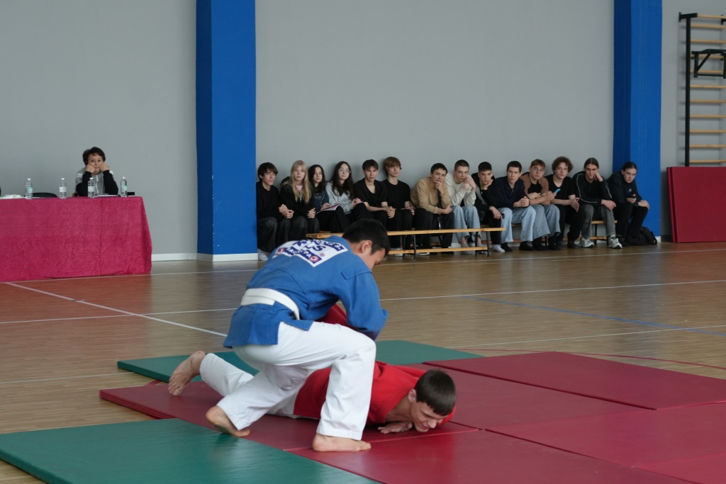 6dsub3jpbsc9laa7pu5gf6paocr7lp1n.jpg